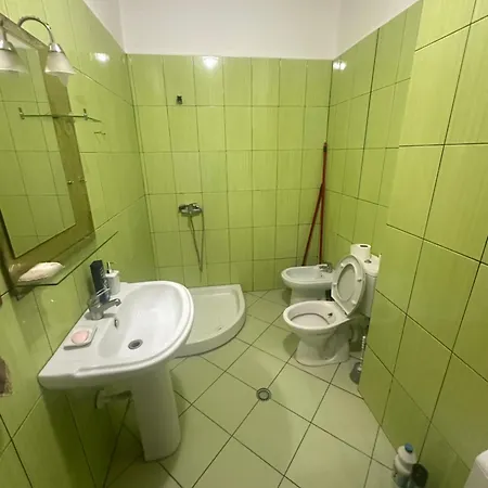 Durres Beach Room アパート