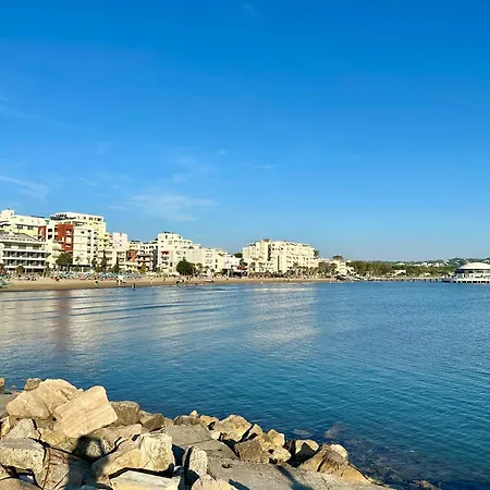 شقة Durres Beach Room *